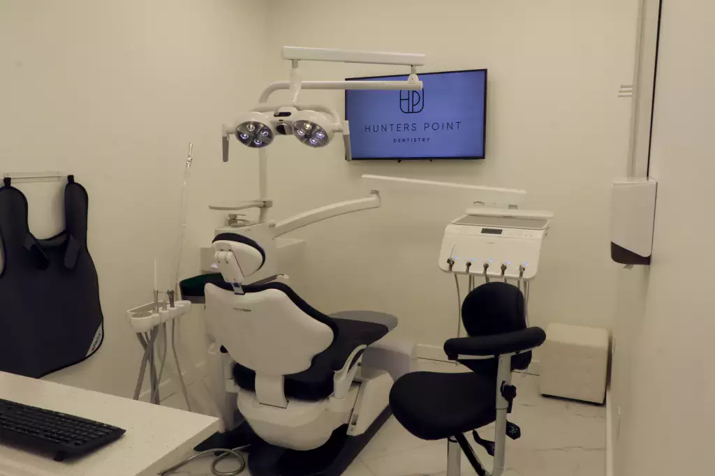 A Dental Crown_Hunters Point Dentistry